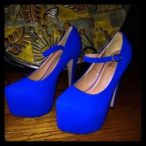 Glaze Colbalt Blue Platform pointed toe Heels